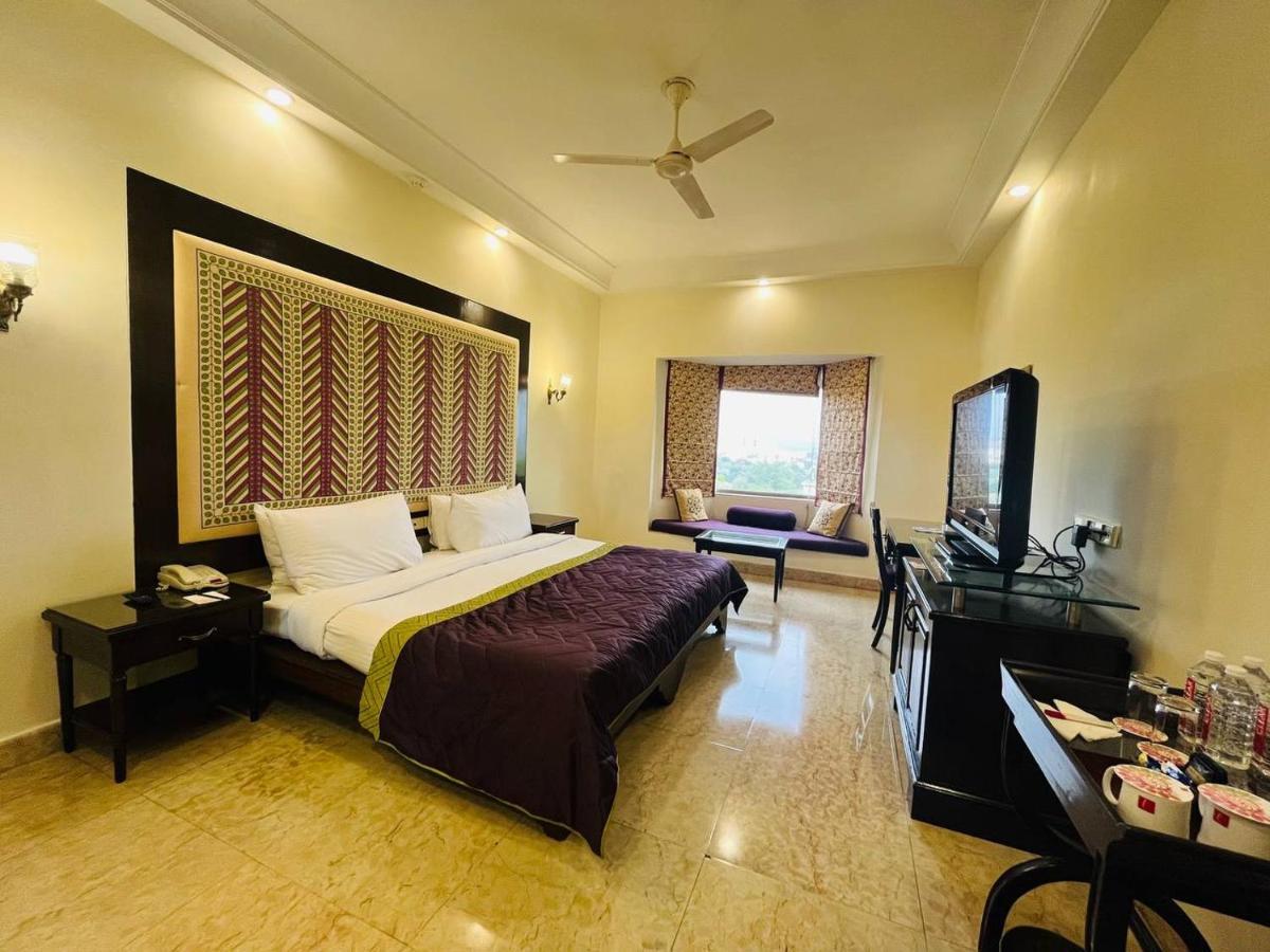The Lalit Laxmi Vilas Palace Udaipur Ngoại thất bức ảnh