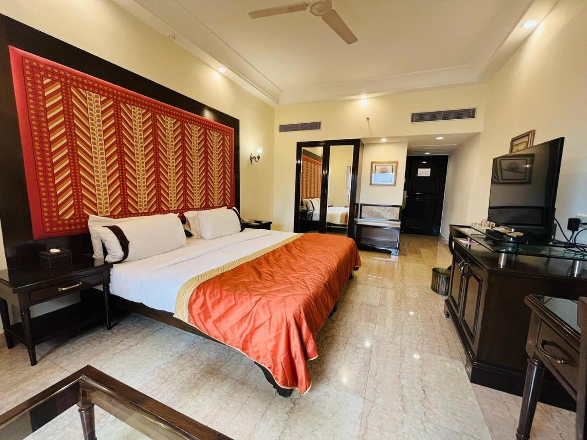 The Lalit Laxmi Vilas Palace Udaipur Ngoại thất bức ảnh